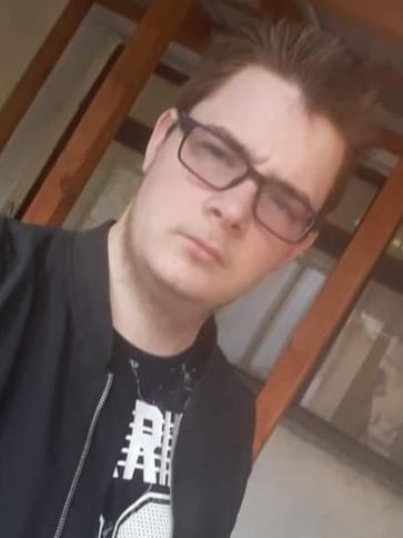Abraham, 24 éves táborfalvai társkereső férfi profil fotója