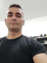 Sziasztok! György vagyok. Online álmosdi randizni vágyó nők kattinsatok a kedvenc gombra.