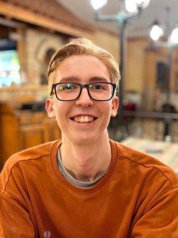 László, 21 éves biatorbágyi társkereső férfi profil fotója