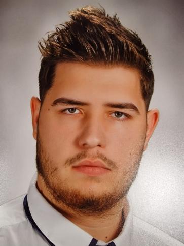 Ádám, 21 éves fonyódi társkereső férfi profil fotója