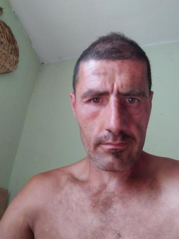 Gábor, 42 éves berhidai társkereső férfi profil fotója
