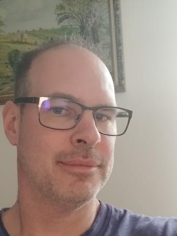 Arpad, 43 éves győri társkereső férfi profil fotója