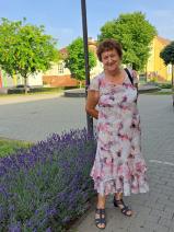 Sziasztok! Katalin vagyok. Komoly németkéri társkereső férfiak jelentkezését várom.
