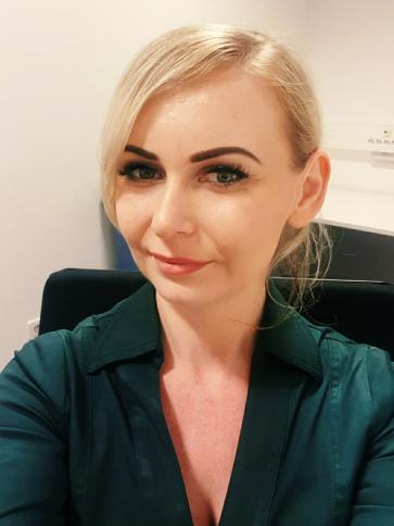 Enikő, 40 éves ikladi társkereső nő profil fotója
