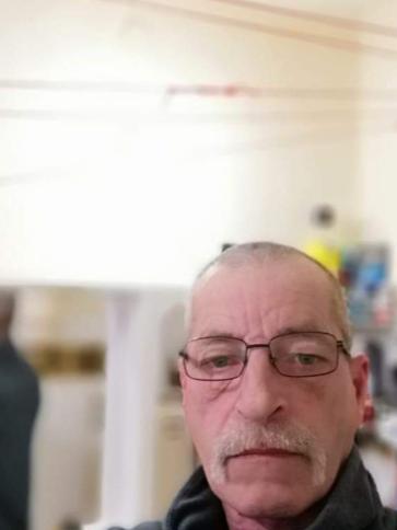 Misi, 67 éves bekecsi társkereső férfi profil fotója