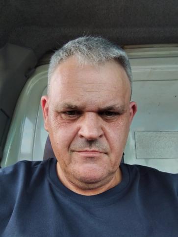 Csaba, 52 éves tatárszentgyörgyi társkereső férfi profil fotója