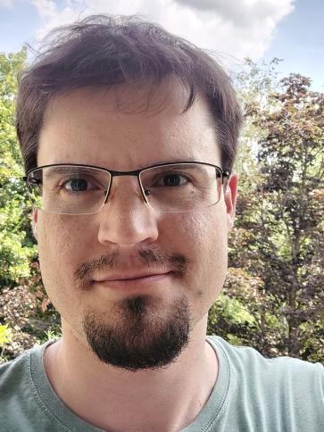 Levente, 38 éves Budapest III. kerületi társkereső férfi profil fotója