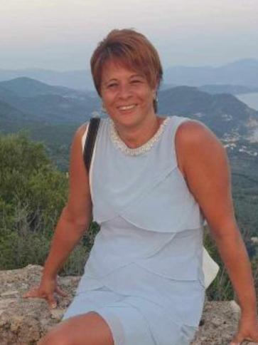Szilvi, 50 éves Budapest XIX. kerületi társkereső nő profil fotója Szilvi, 50 éves Budapest XIX. kerületi társkereső nő profil fotója