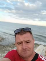 Sziasztok! Csaba vagyok. fényképes Budapest VI. kerületi társkereső keresztény nők írjatok.
