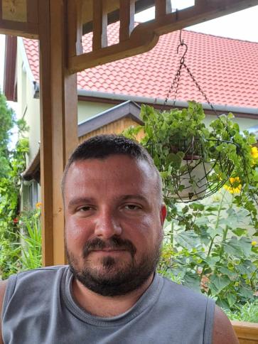 Dávid, 35 éves szentesi társkereső férfi profil fotója
