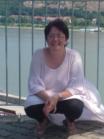 Tímea, 48 éves pilisi társkereső nő profil fotója Tímea, 48 éves pilisi társkereső nő profil fotója