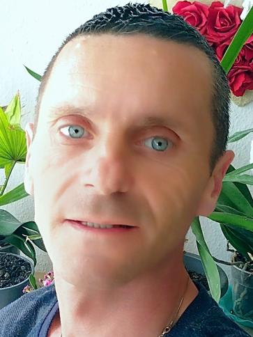 Józsi, 49 éves salgótarjáni társkereső férfi profil fotója