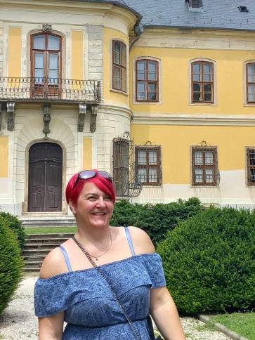 Andrea, 51 éves Budapest XVI. kerületi társkereső nő profil fotója Andrea, 51 éves Budapest XVI. kerületi társkereső nő profil fotója
