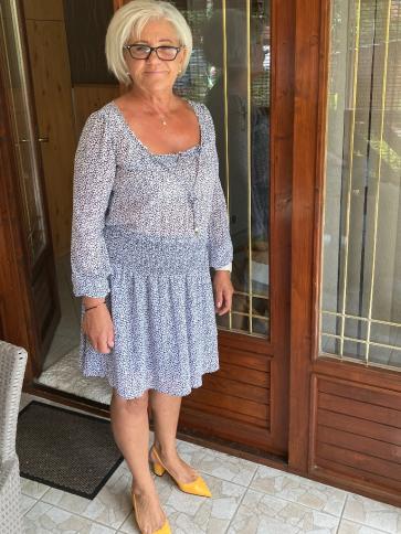 Klára, 61 éves miskolci társkereső nő profil fotója