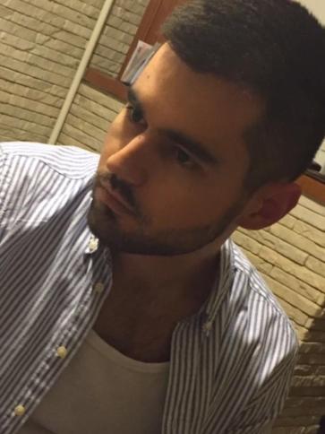 Iván, 36 éves Budapest XIV. kerületi társkereső férfi profil fotója