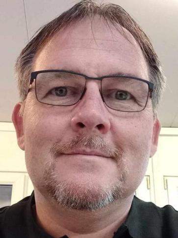 Zoltán, 52 éves győri társkereső férfi profil fotója