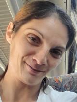Sziasztok! Anita vagyok. Fiatal szekszárdi párkereső fiúkat chat-re várok.