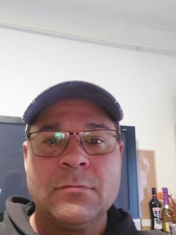 Richárd, 45 éves zsámbéki társkereső férfi profil fotója