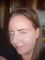 Sziasztok! Zsuzsanna vagyok. Fiatal győri párkereső fiúkat chat-re várok.
