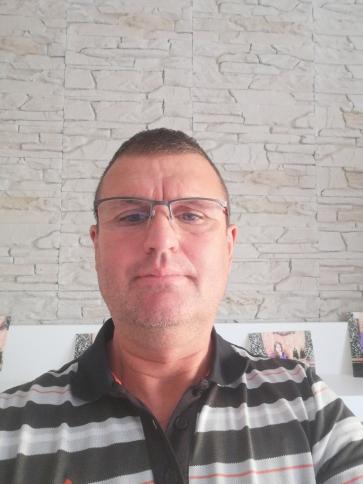 Sándor, 57 éves taszári társkereső férfi profil fotója