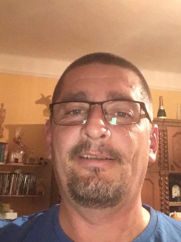 Imi, 53 éves szentesi társkereső férfi profil fotója