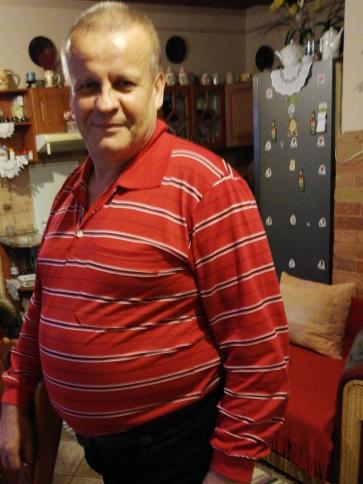 Tibor, 65 éves ócsai társkereső férfi profil fotója Tibor, 65 éves ócsai társkereső férfi profil fotója