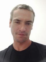 Sziasztok! Andris vagyok. Igényes budaörsi párkereső nőt keresek.