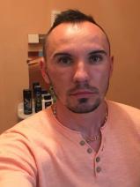 Sziasztok! Norbert vagyok. Fiatal gyulai párkereső lányokkal chatelnék.