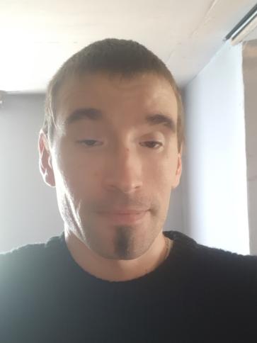 László, 36 éves komlói társkereső férfi profil fotója