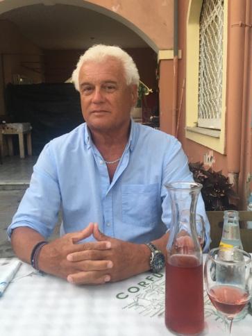 József, 65 éves Budapest XI. kerületi társkereső férfi profil fotója József, 65 éves Budapest XI. kerületi társkereső férfi profil fotója
