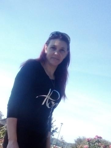 Rozi, 42 éves keszthelyi társkereső nő profil fotója