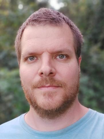 Bálint, 39 éves nádasdladányi társkereső férfi profil fotója