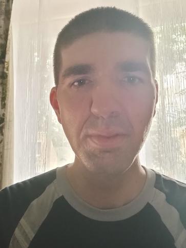 Dániel, 34 éves Budapest III. kerületi társkereső férfi profil fotója
