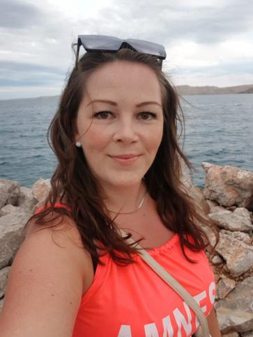 Milla, 36 éves kecskeméti társkereső nő profil fotója