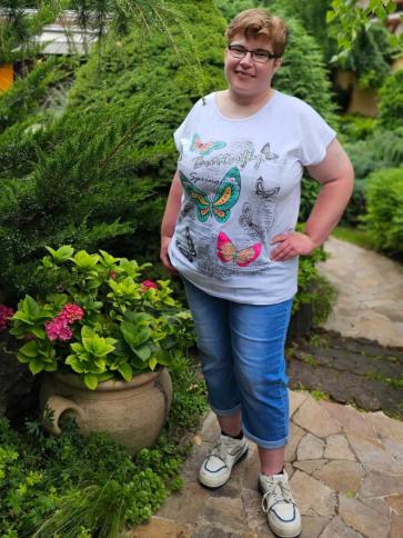 Eszter, 33 éves nemeskocsi társkereső nő profil fotója