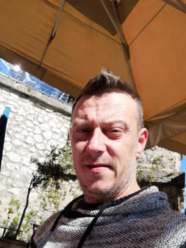 Zsolti, 42 éves hollandiai társkereső férfi profil fotója