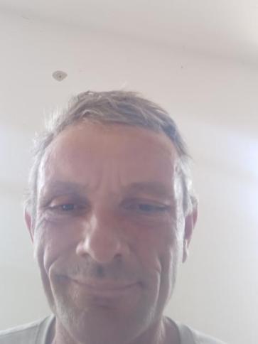 Laszlo, 47 éves pincehelyi társkereső férfi profil fotója