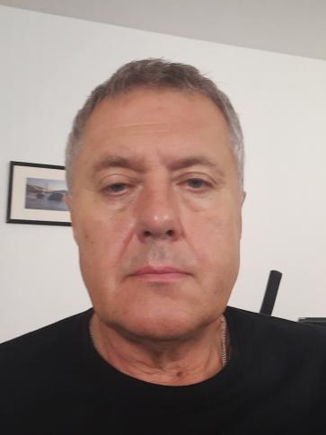 István, 61 éves ausztriai társkereső férfi profil fotója