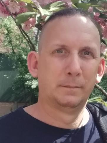 Lackó, 48 éves komáromi társkereső férfi profil fotója