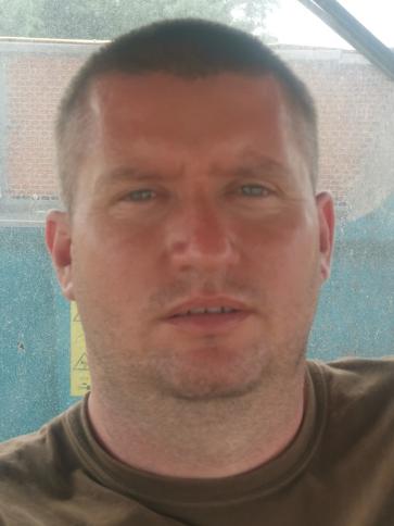 Zoltán, 37 éves jászszentandrási társkereső férfi profil fotója