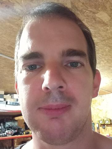 Tamás, 42 éves szigethalmi társkereső férfi profil fotója