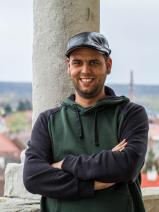 Sziasztok! Attila vagyok. Komoly verőcei párkereső nők jelentkezését várom.