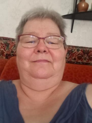 Magdolna, 62 éves dobozi társkereső nő profil fotója