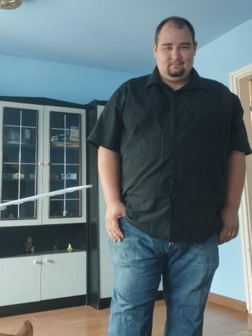 Karcsi, 30 éves mányi társkereső férfi profil fotója