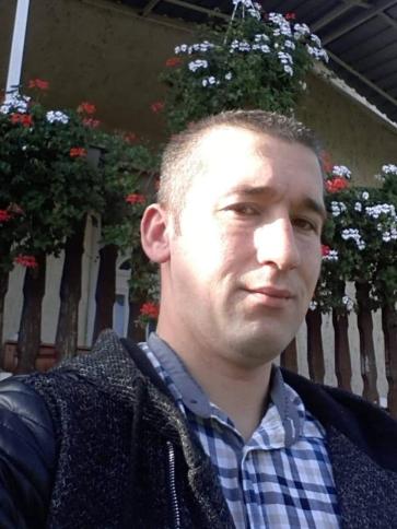 János, 39 éves pócspetri társkereső férfi profil fotója