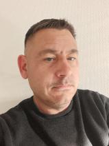Sziasztok! István vagyok. Online móri randizni vágyó nők kattinsatok a kedvenc gombra.