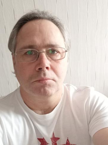 Péter, 54 éves szolnoki társkereső férfi profil fotója