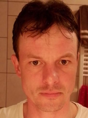 Gábor, 40 éves ráckevei társkereső férfi profil fotója