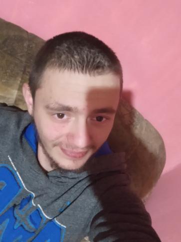István, 24 éves tabdi társkereső férfi profil fotója