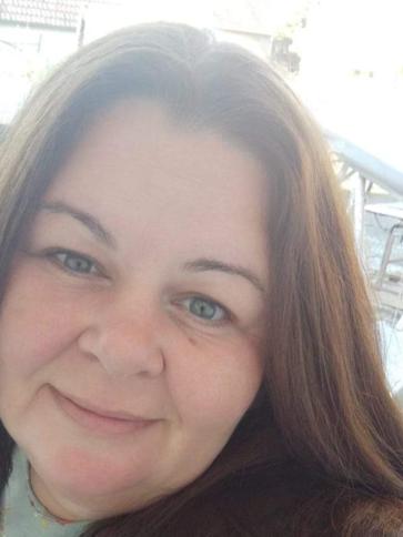 Anikó, 47 éves kartali társkereső nő profil fotója